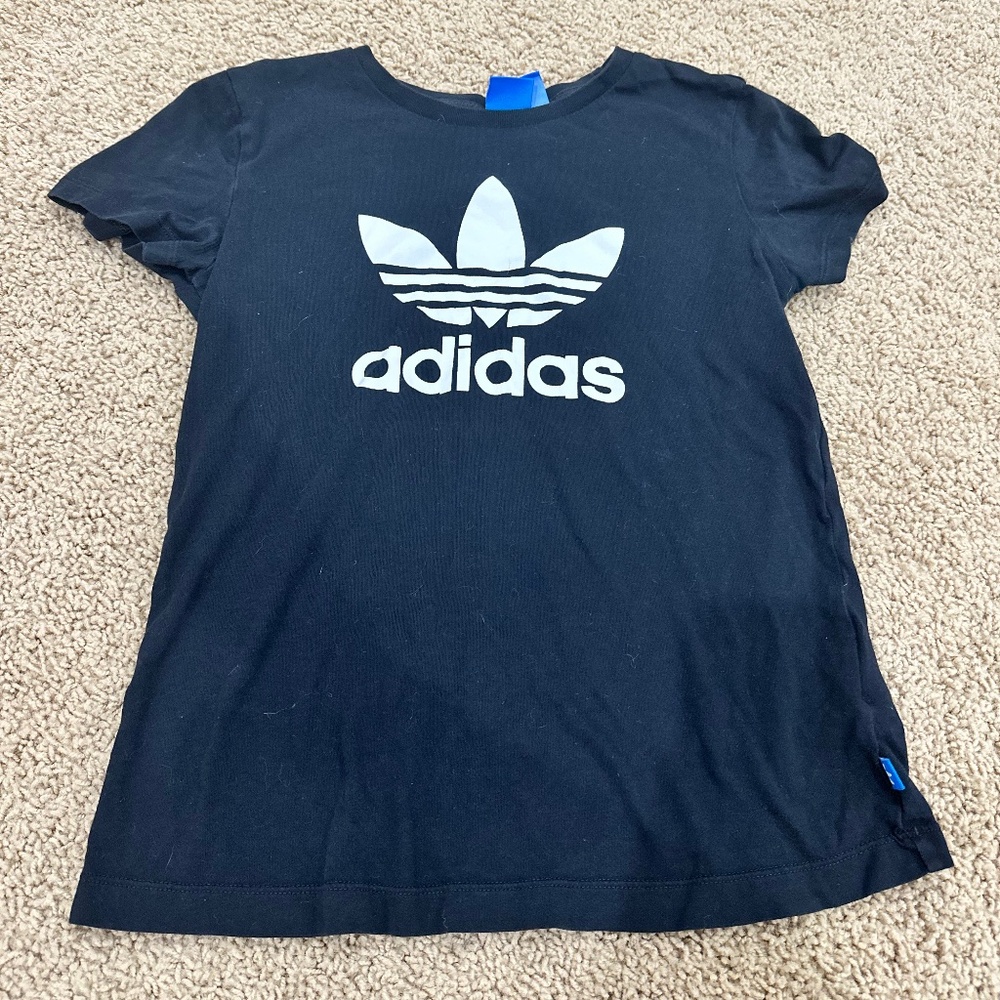 black adidas trefoil tee